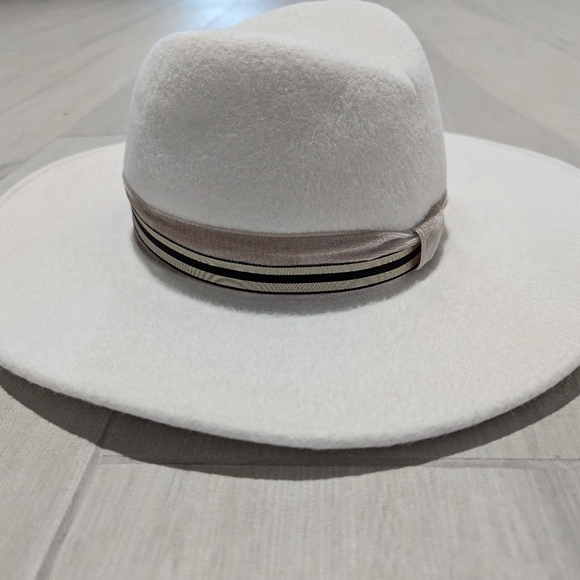 Gigi Burris Jeanne Hat main image 2